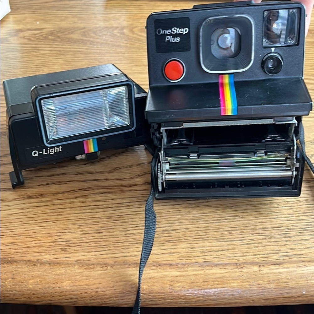 Vintage Polaroid Rainbow 2351 One Step Plus Land Camera INCLUDING O-Light - Picture 3 of 14